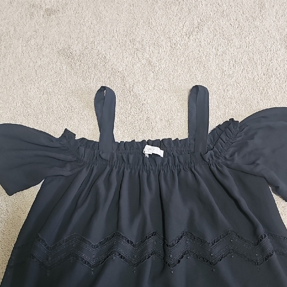 Loft Elegant Black Dress - Picture 2 of 6